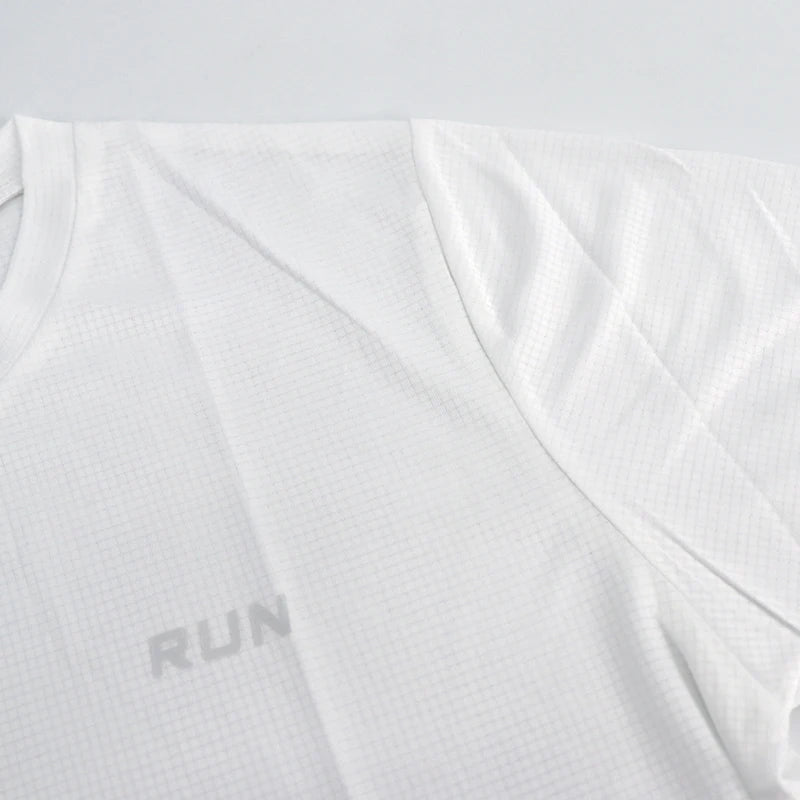 Xinson "Just Run Tee"